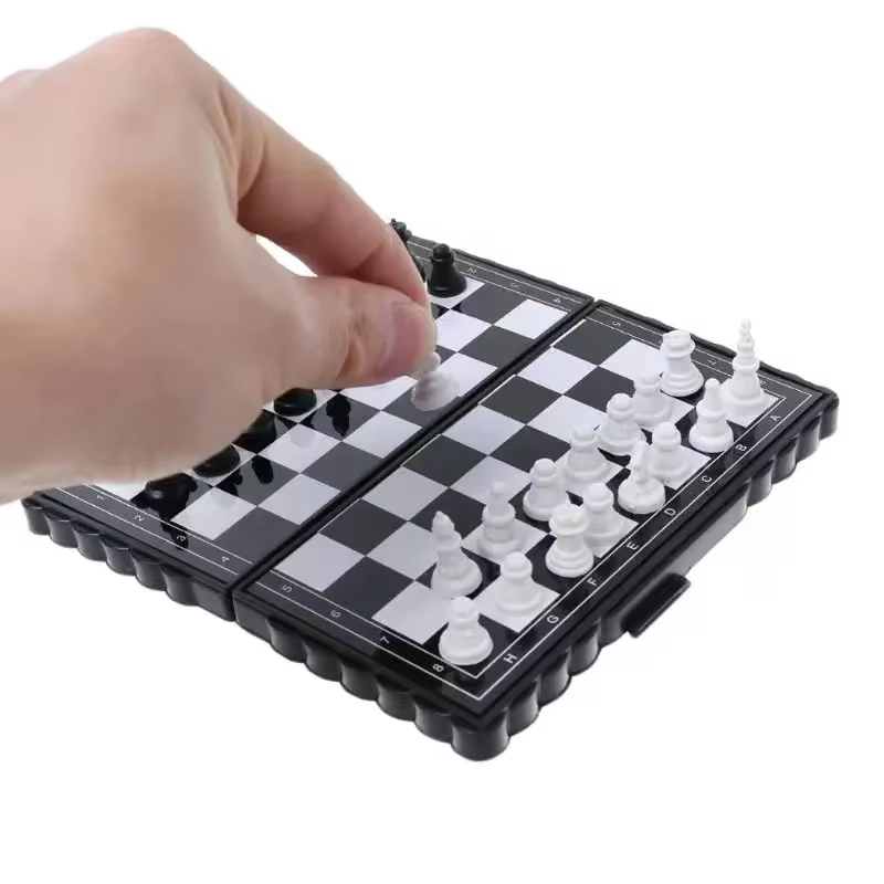 Chess Set  Mini Magnetic  Fold - Kids Outdoor Toys B&Q avaliação e preço